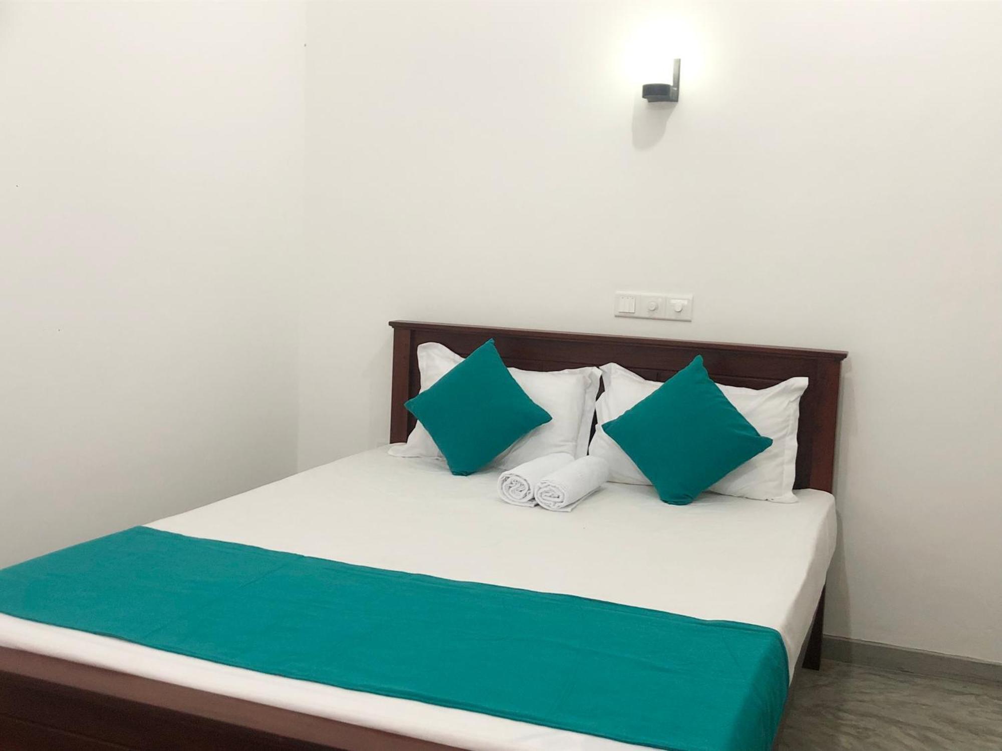 Hotel Waves Hikkaduwa Exteriér fotografie
