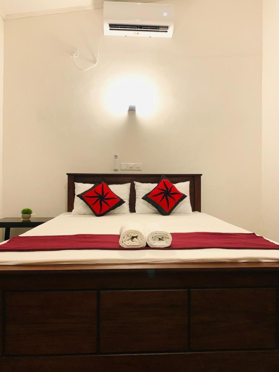 Hotel Waves Hikkaduwa Exteriér fotografie