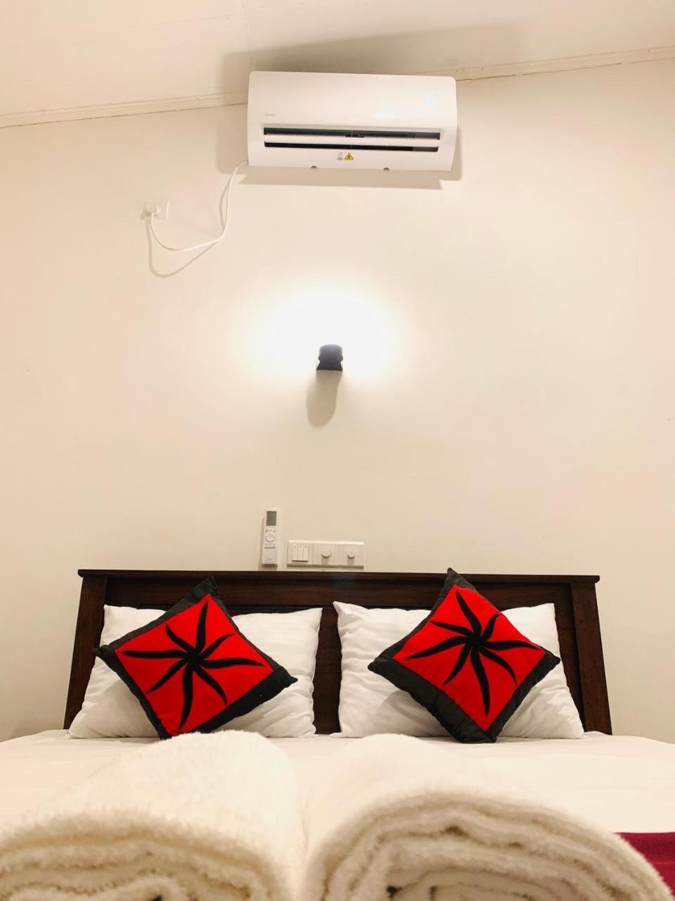 Hotel Waves Hikkaduwa Exteriér fotografie